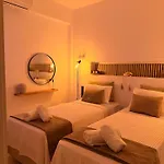 Kudos Luxury *