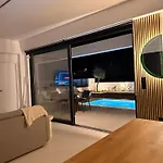 Kudos Luxury *